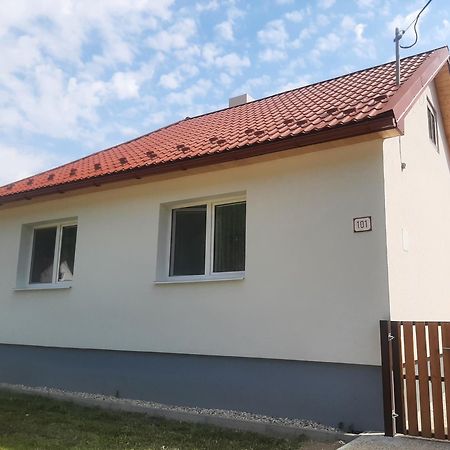 Vila Babickin Dom Medzilaborce Exteriér fotografie